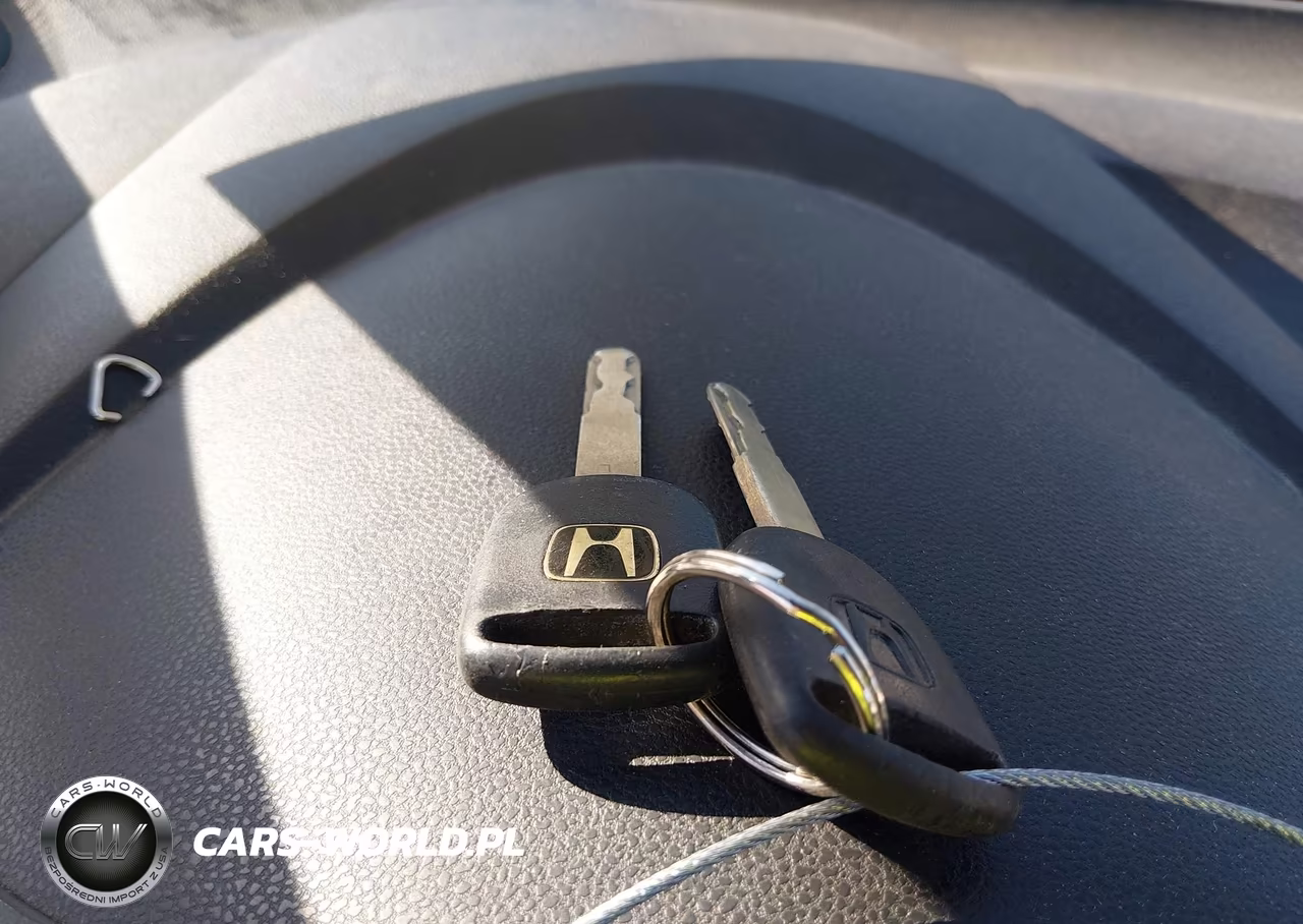 2010 Honda Fit VIN:JHMGE8G21AS025872 - 11
