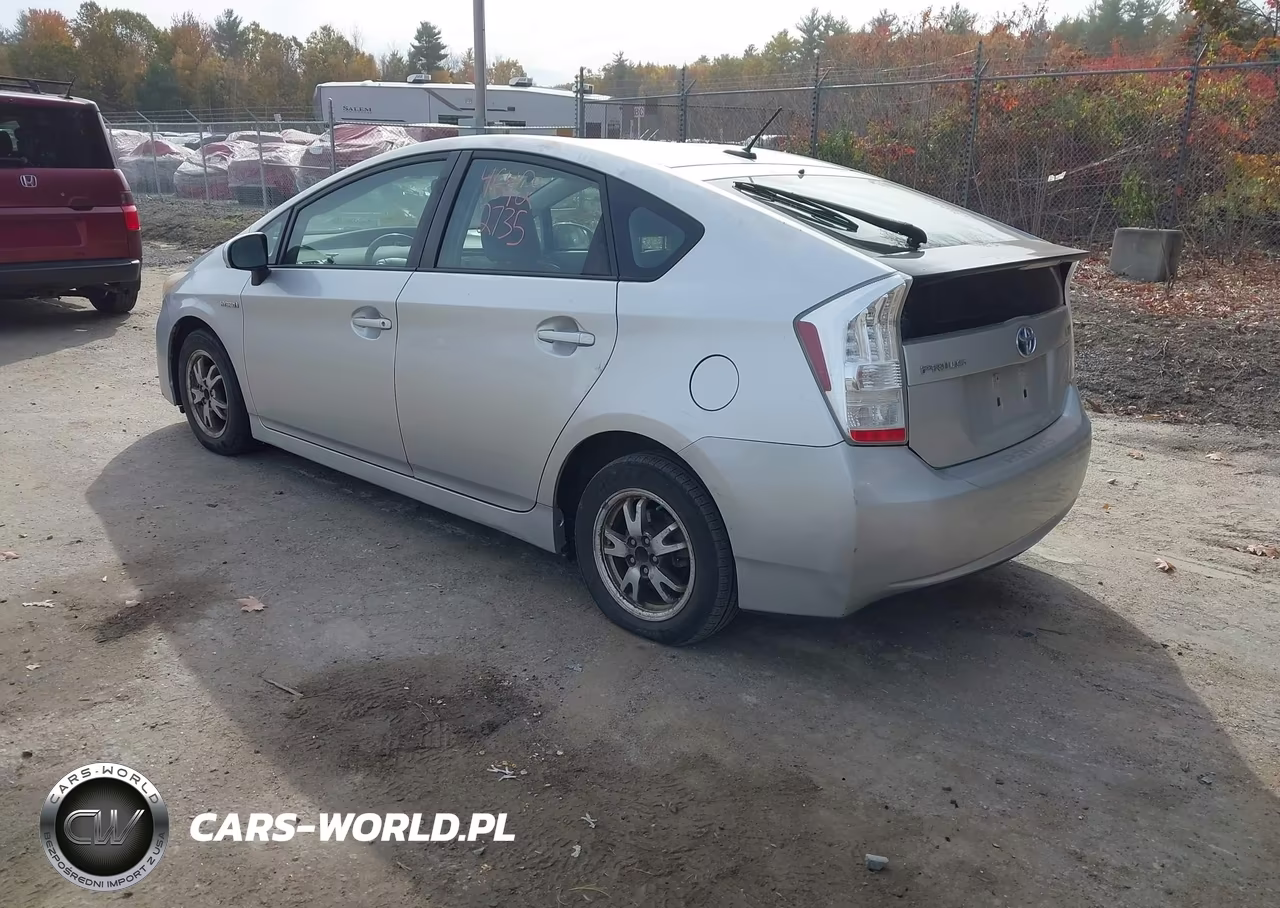 2011 Toyota Prius Two VIN:JTDKN3DU7B0293956 - 3