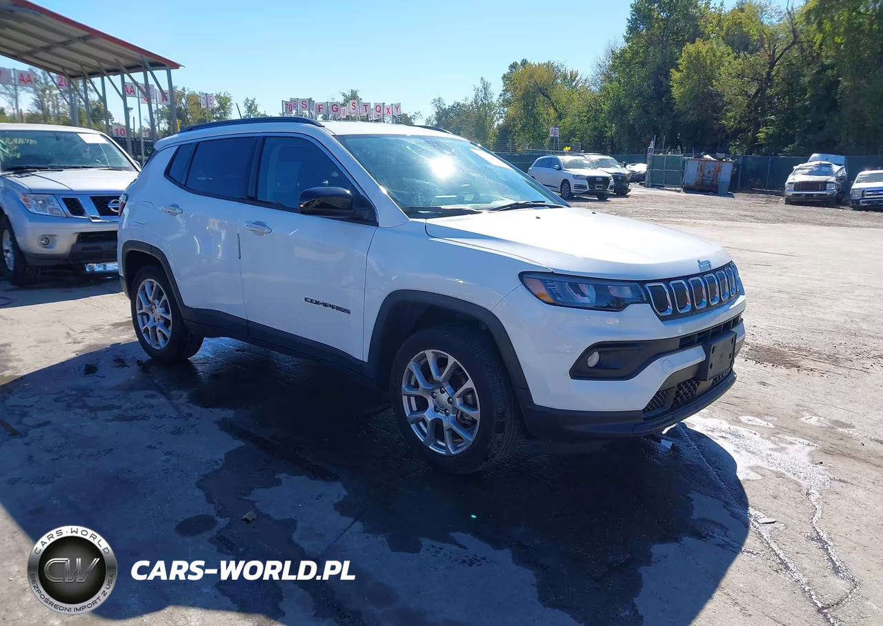 2022 Jeep Compass Latitude Lux 4X4