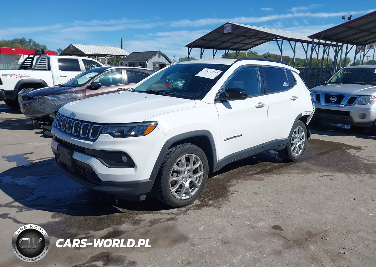 2022 Jeep Compass Latitude Lux 4X4 VIN:3C4NJDFB0NT195613 - 2
