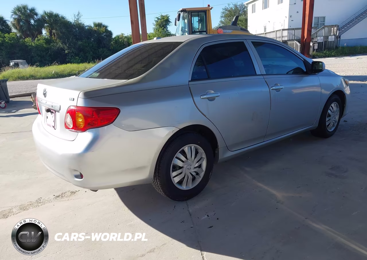 2010 Toyota Corolla Le VIN:1NXBU4EE0AZ201847 - 4