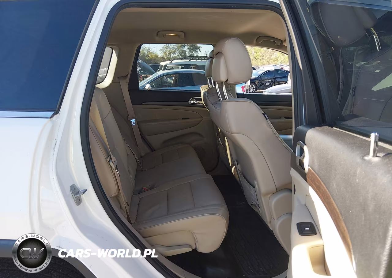 2014 Jeep Grand Cherokee Laredo VIN:1C4RJEAG5EC472844 - 8