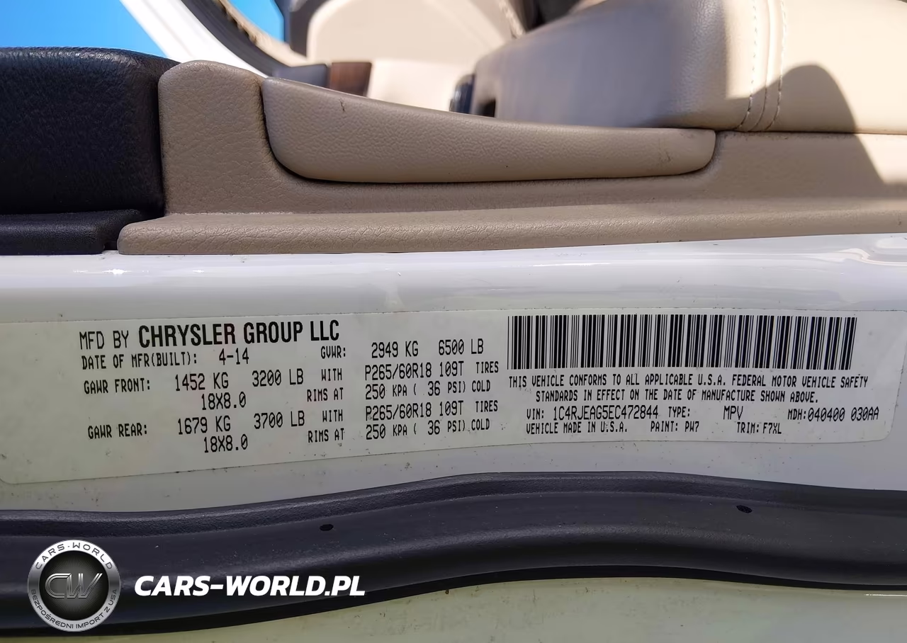 2014 Jeep Grand Cherokee Laredo VIN:1C4RJEAG5EC472844 - 9