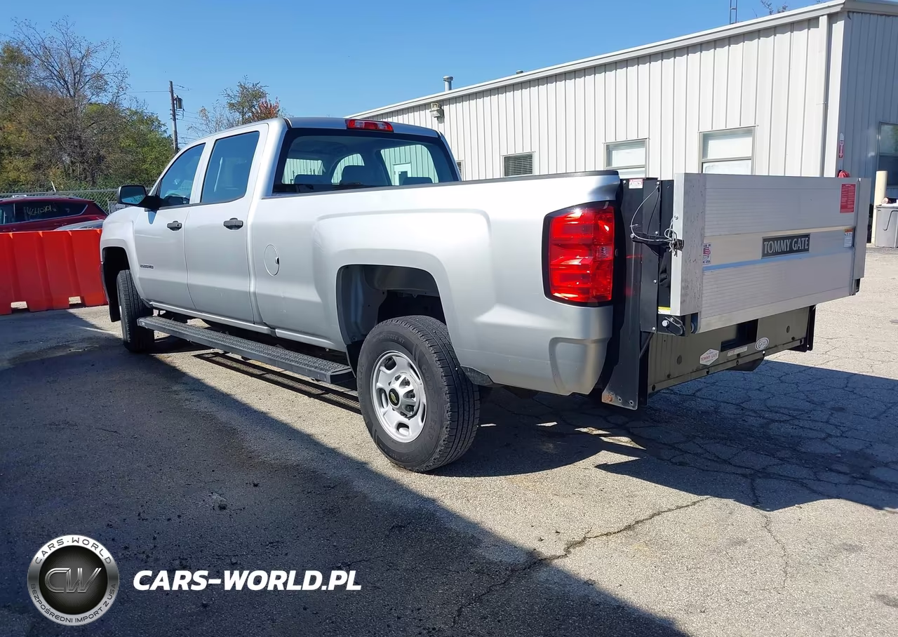 2018 Chevrolet Silverado 2500Hd Wt VIN:1GC1CUEG8JF254949 - 3