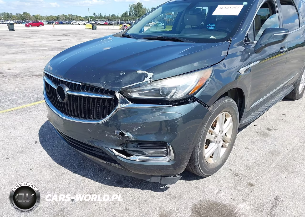 2018 Buick Enclave Essence VIN:5GAERBKW1JJ203419 - 6