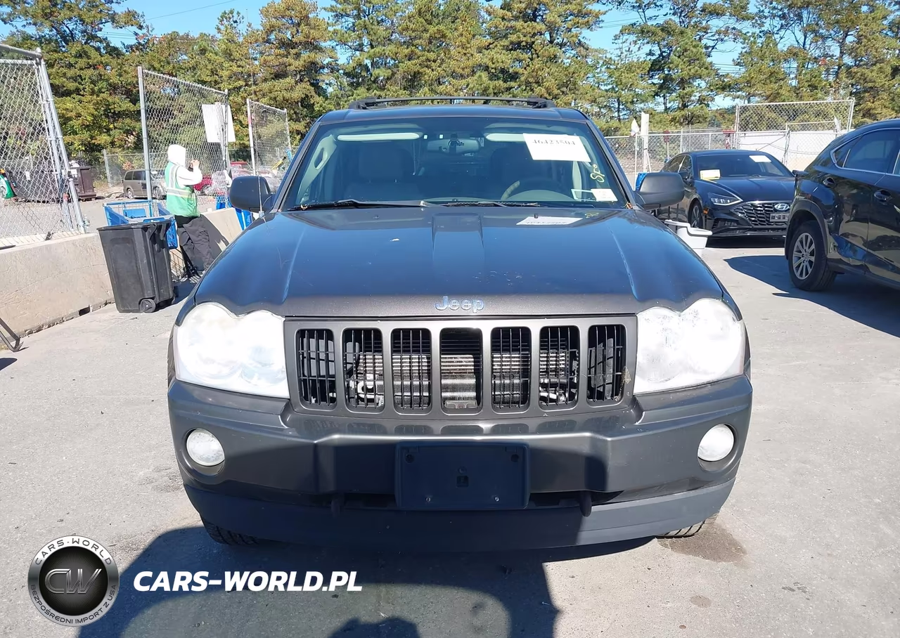2005 Jeep Grand Cherokee Laredo VIN:1J4HR48N55C716361 - 12