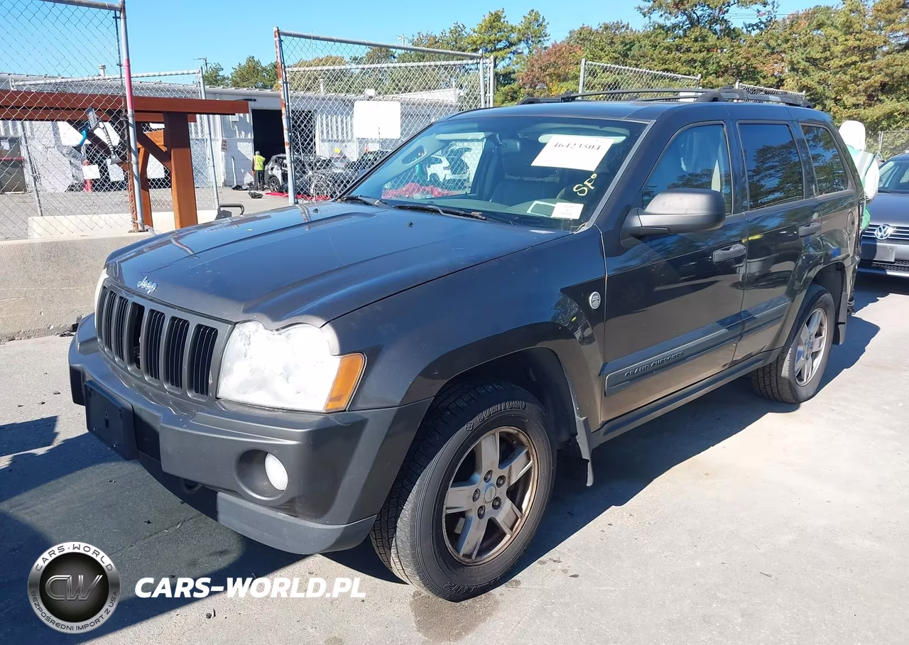 2005 Jeep Grand Cherokee Laredo VIN:1J4HR48N55C716361 - 2
