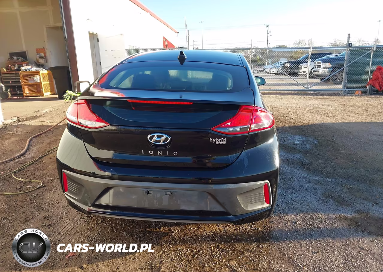 2019 Hyundai Ioniq Hybrid Blue VIN:KMHC65LC4KU156855 - 16