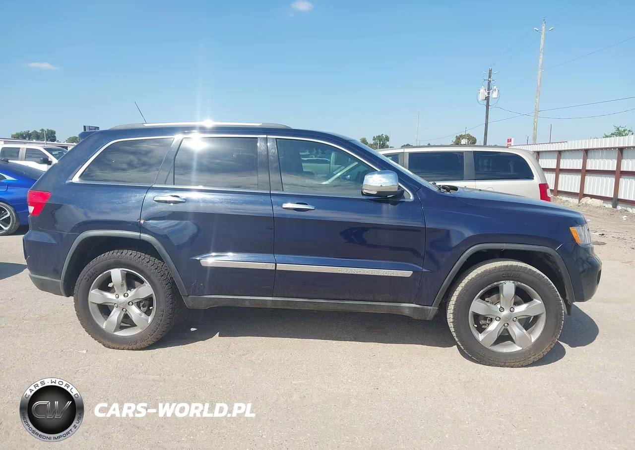 2013 Jeep Grand Cherokee Overland VIN:1C4RJECG5DC610667 - 13