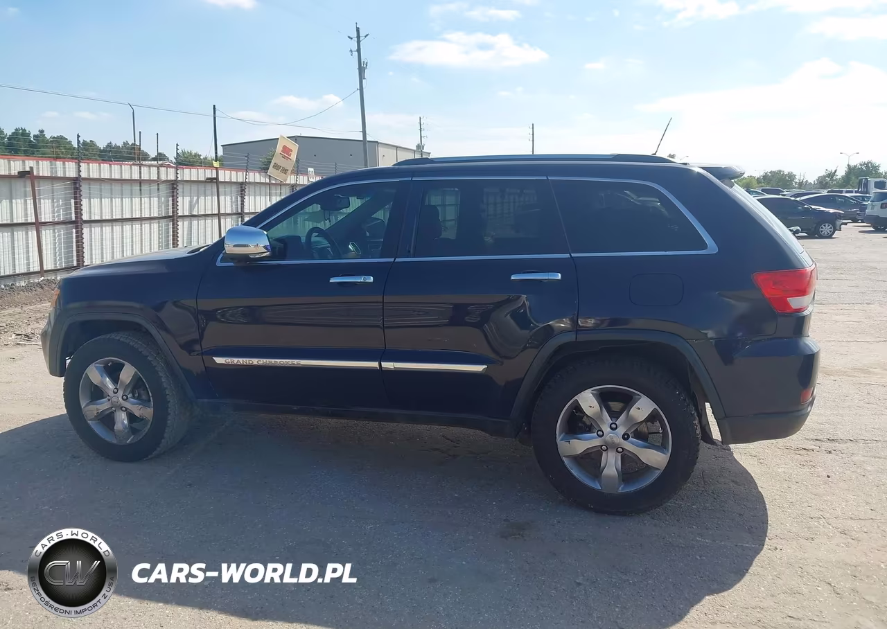 2013 Jeep Grand Cherokee Overland VIN:1C4RJECG5DC610667 - 14