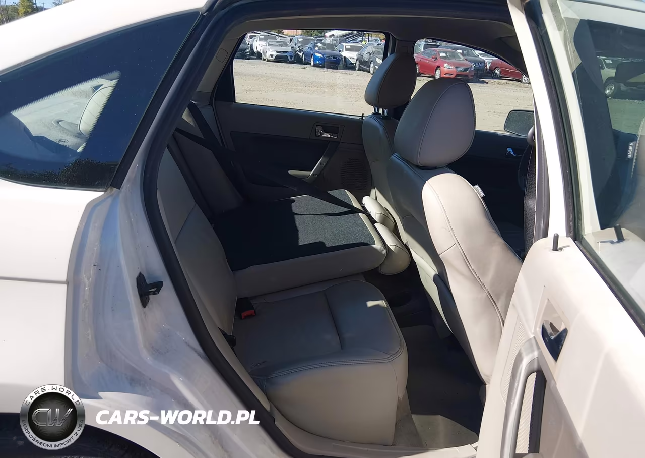 2010 Ford Focus Sel VIN:1FAHP3HN7AW141197 - 8