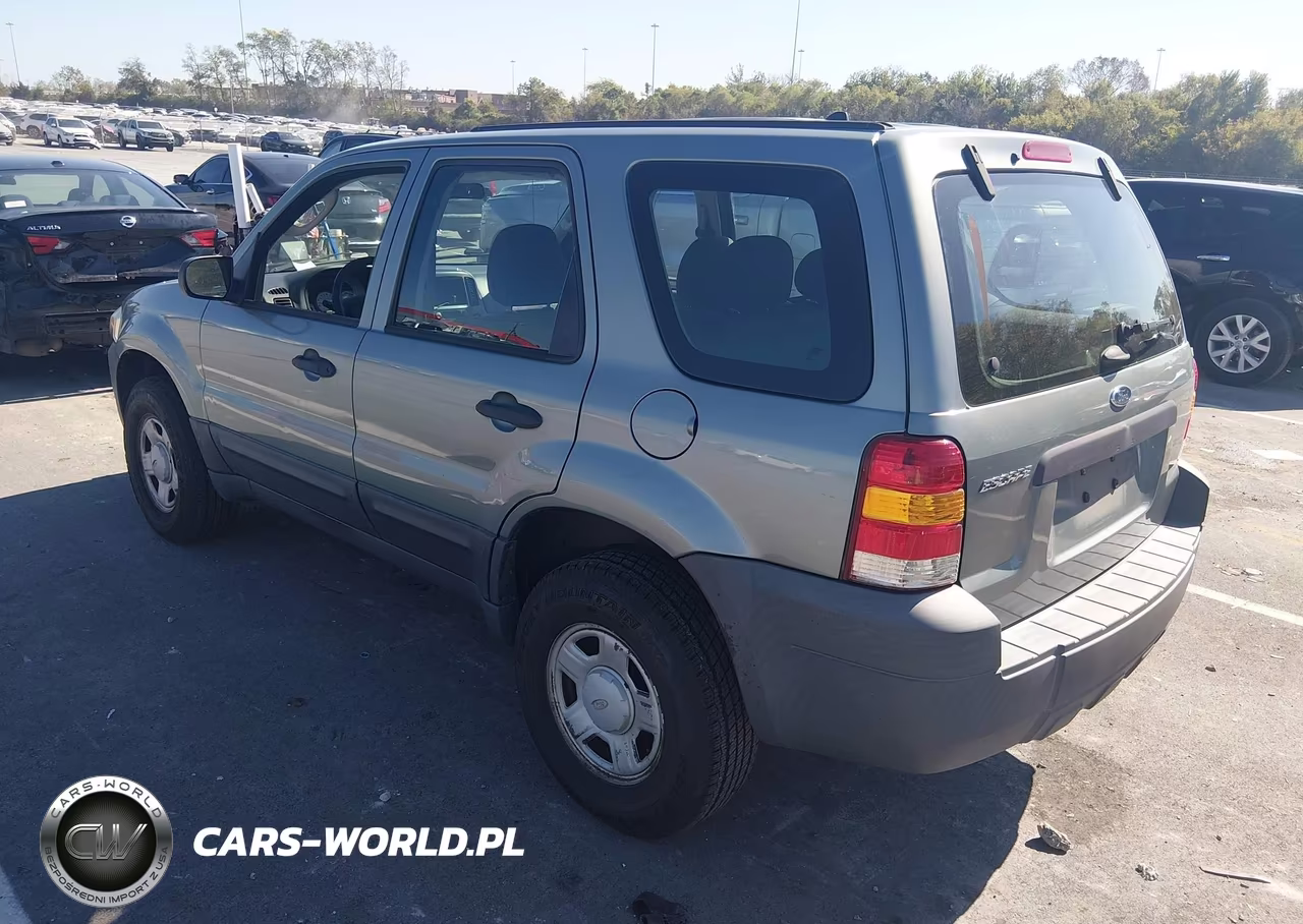 2007 Ford Escape Xls-Xls Manual VIN:1FMYU02Z27KB17883 - 3