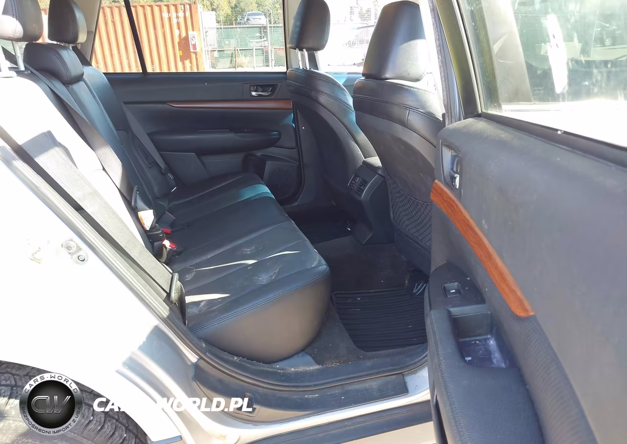 2014 Subaru Outback 2.5I Limited VIN:4S4BRBLC2E3328585 - 8