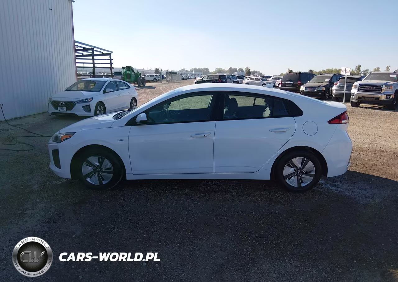 2020 Hyundai Ioniq Hybrid Blue VIN:KMHC65LC7LU186336 - 14