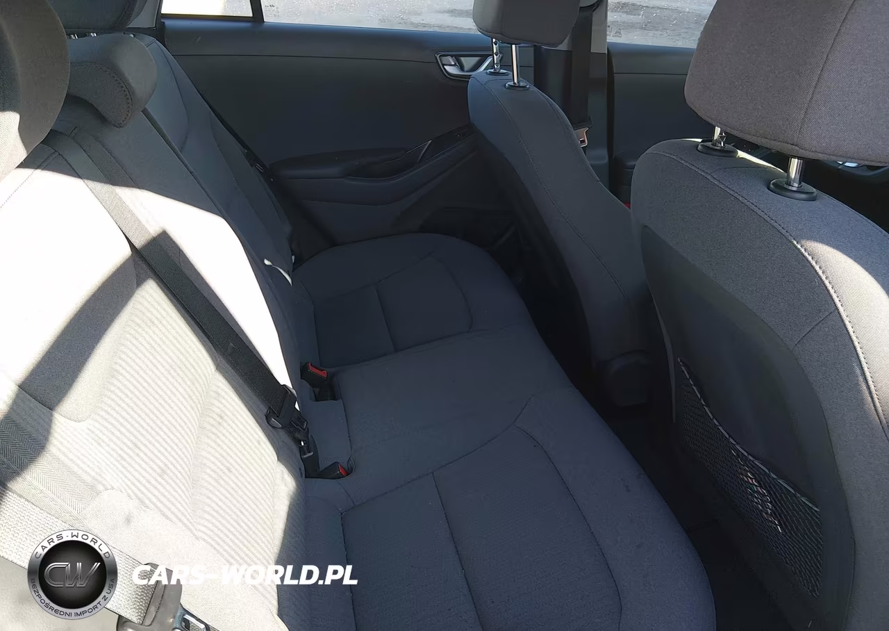2020 Hyundai Ioniq Hybrid Blue VIN:KMHC65LC7LU186336 - 8