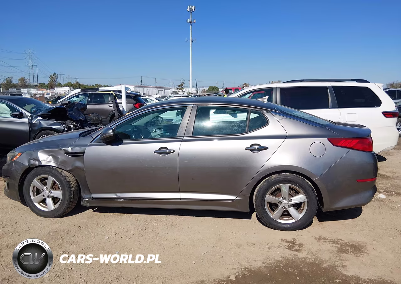 2015 Kia Optima Lx VIN:5XXGM4A70FG501922 - 14
