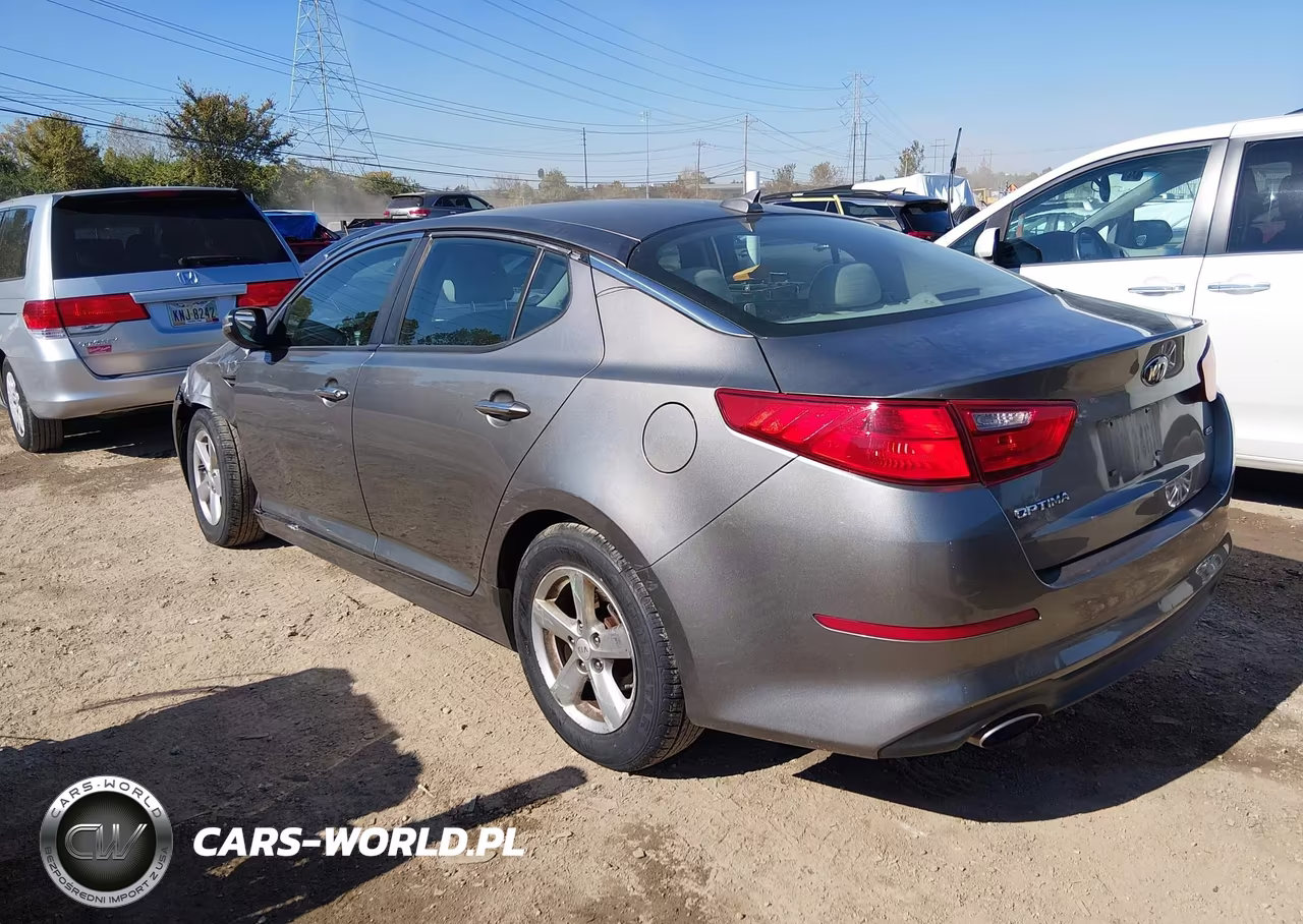2015 Kia Optima Lx VIN:5XXGM4A70FG501922 - 3
