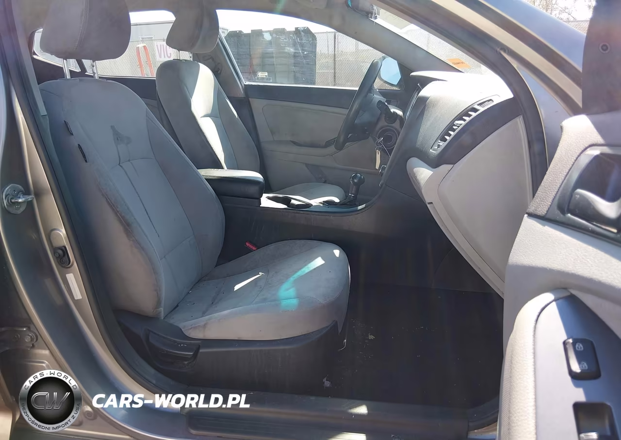 2015 Kia Optima Lx VIN:5XXGM4A70FG501922 - 5