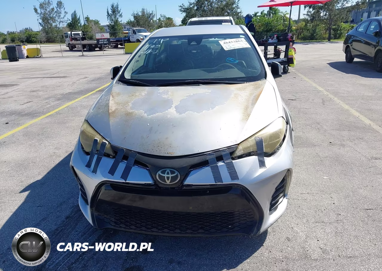 2018 Toyota Corolla Se VIN:5YFBURHE1JP800489 - 18