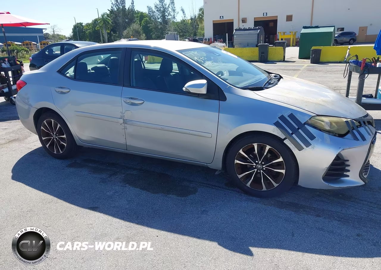 2018 Toyota Corolla Se VIN:5YFBURHE1JP800489 - 6