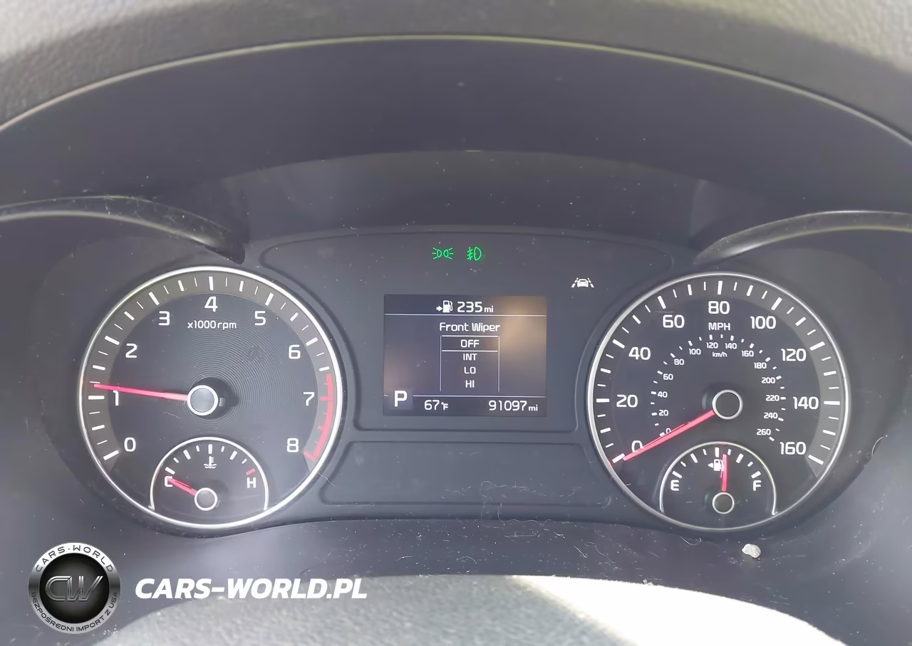 2019 Kia Optima S VIN:5XXGT4L32KG306783 - 7