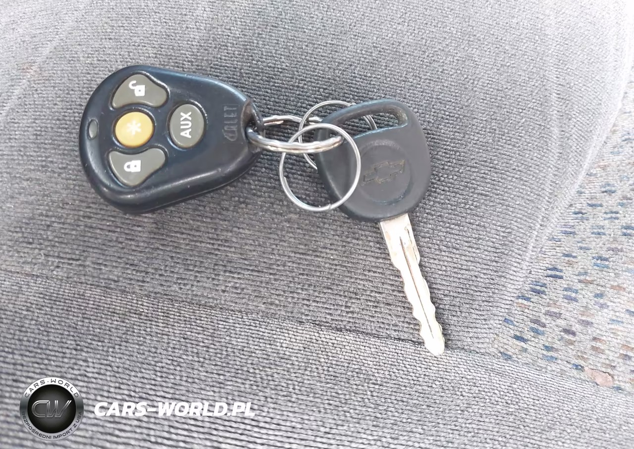 2003 Chevrolet Silverado 1500 VIN:2GCEK19V231188730 - 11