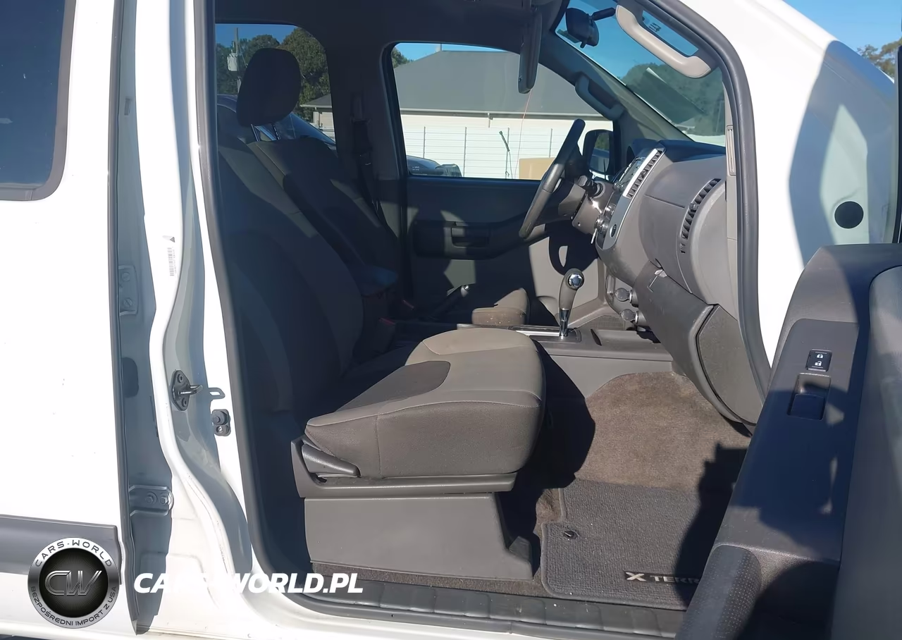 2014 Nissan Xterra S-X VIN:5N1AN0NU1EN808008 - 5
