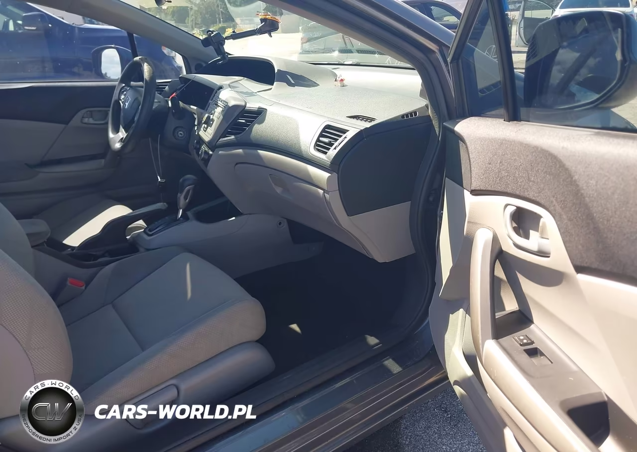 2012 Honda Civic Lx VIN:2HGFG3B5XCH516559 - 5