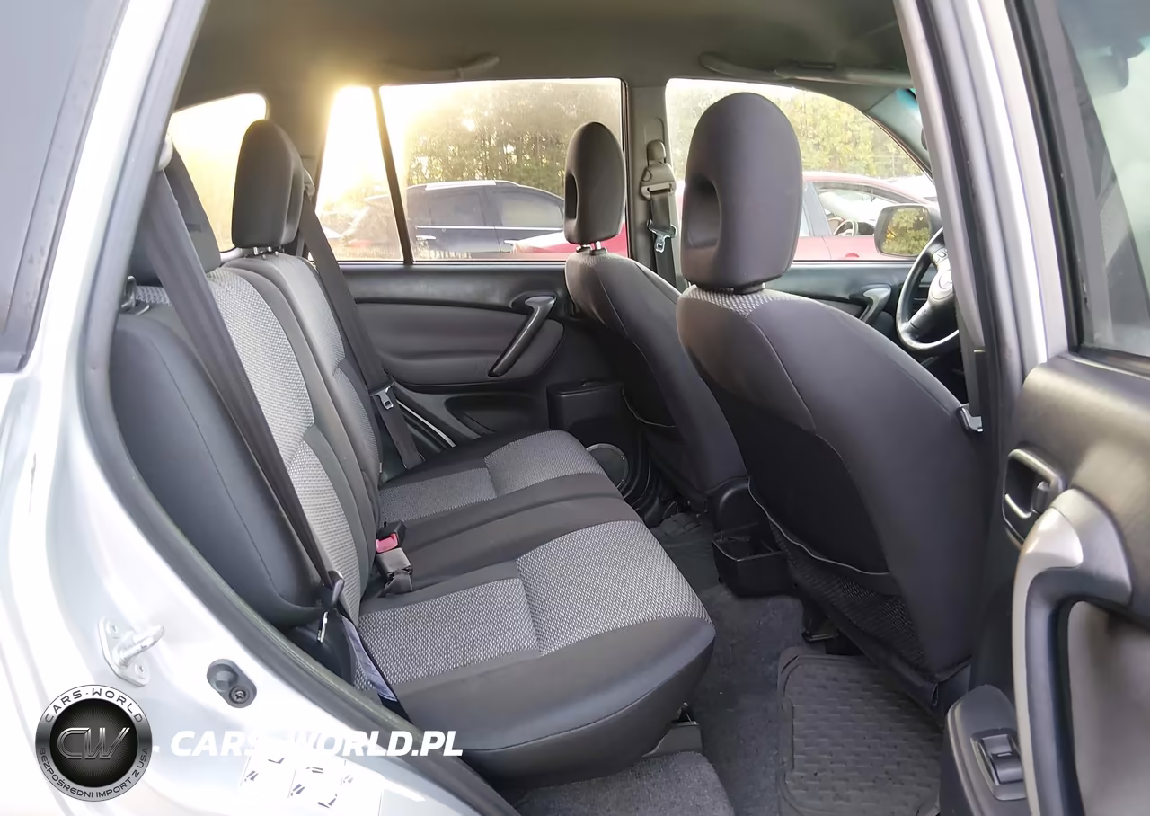 2004 Toyota Rav4 VIN:JTEHD20V440035706 - 8