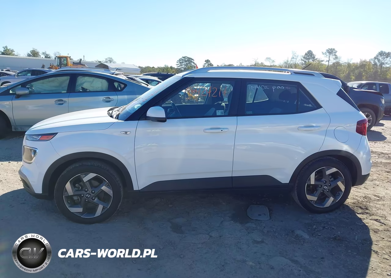 2025 Hyundai Venue Sel VIN:KMHRC8A30SU357739 - 14
