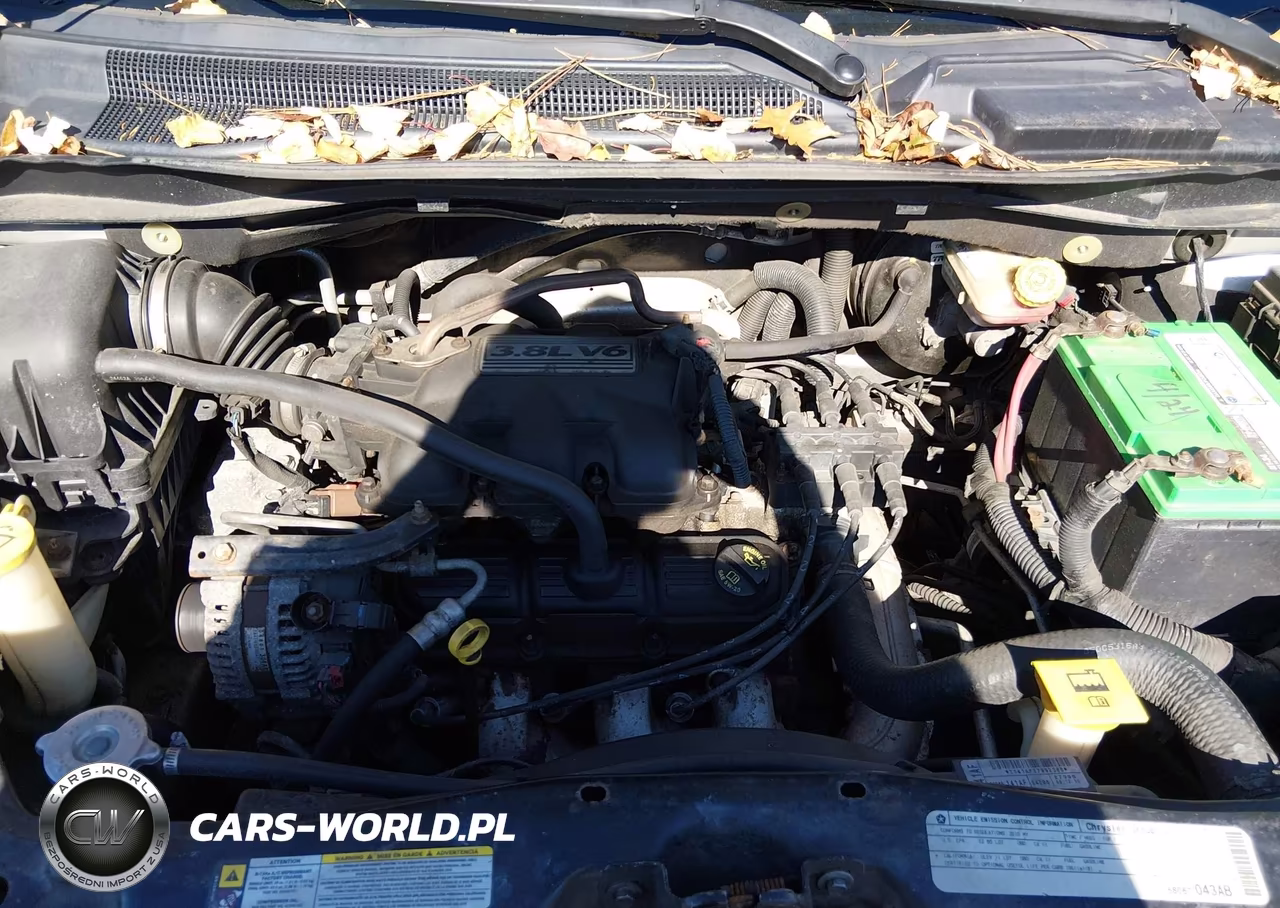 2010 Chrysler Town & Country Touring VIN:2A4RR5D10AR169952 - 10