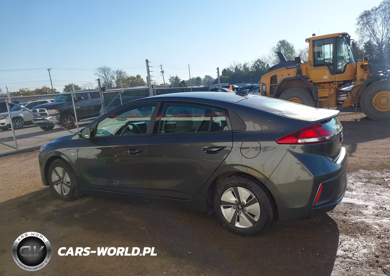 2020 Hyundai Ioniq Hybrid Blue VIN:KMHC65LC4LU220538 - 14