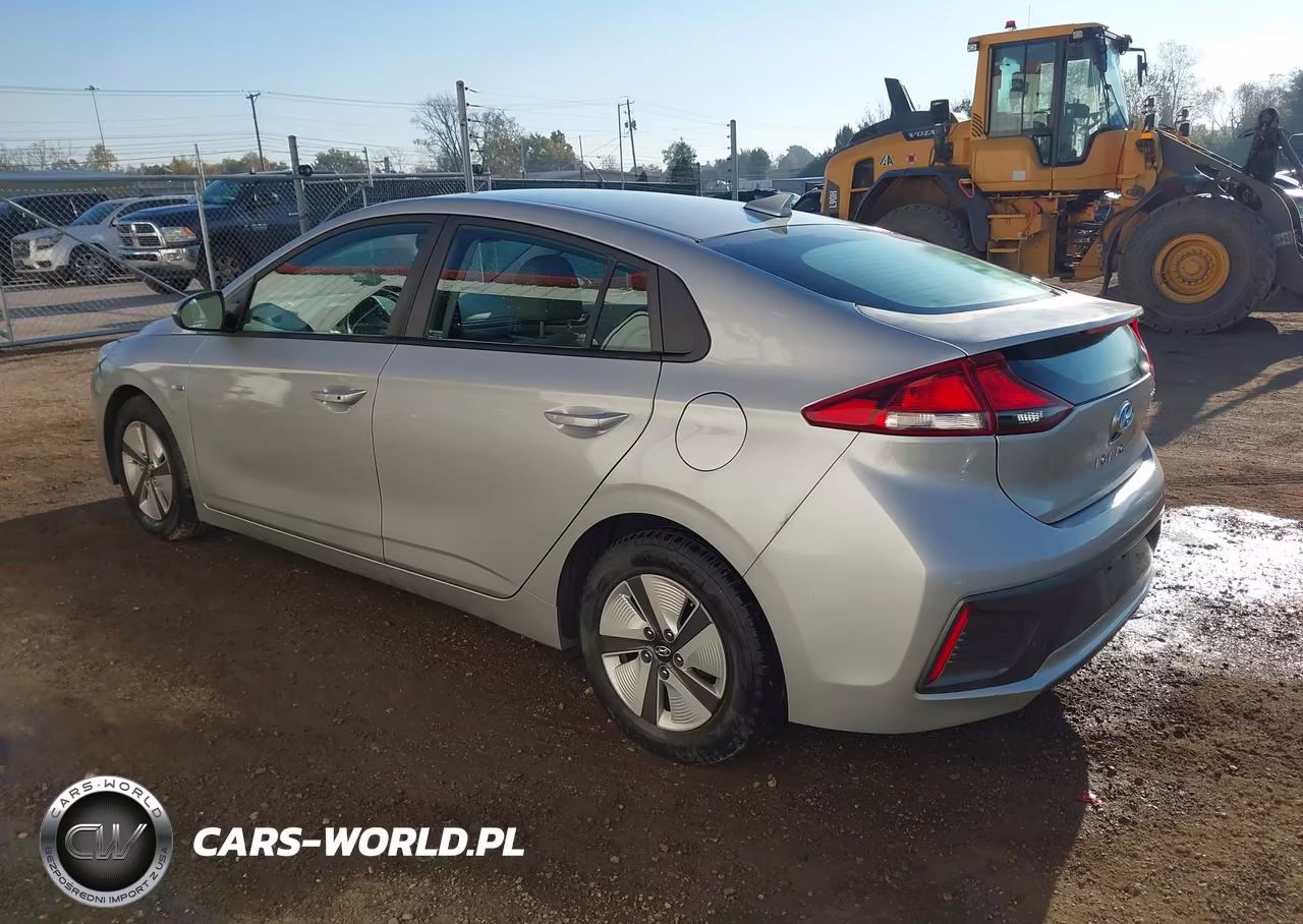 2020 Hyundai Ioniq Hybrid Blue VIN:KMHC65LC8LU220333 - 3