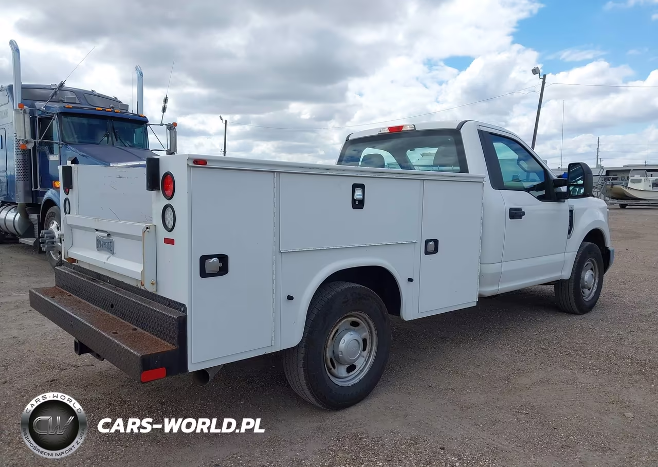 2018 Ford F-250 Xl VIN:1FDBF2A63JEC69499 - 4