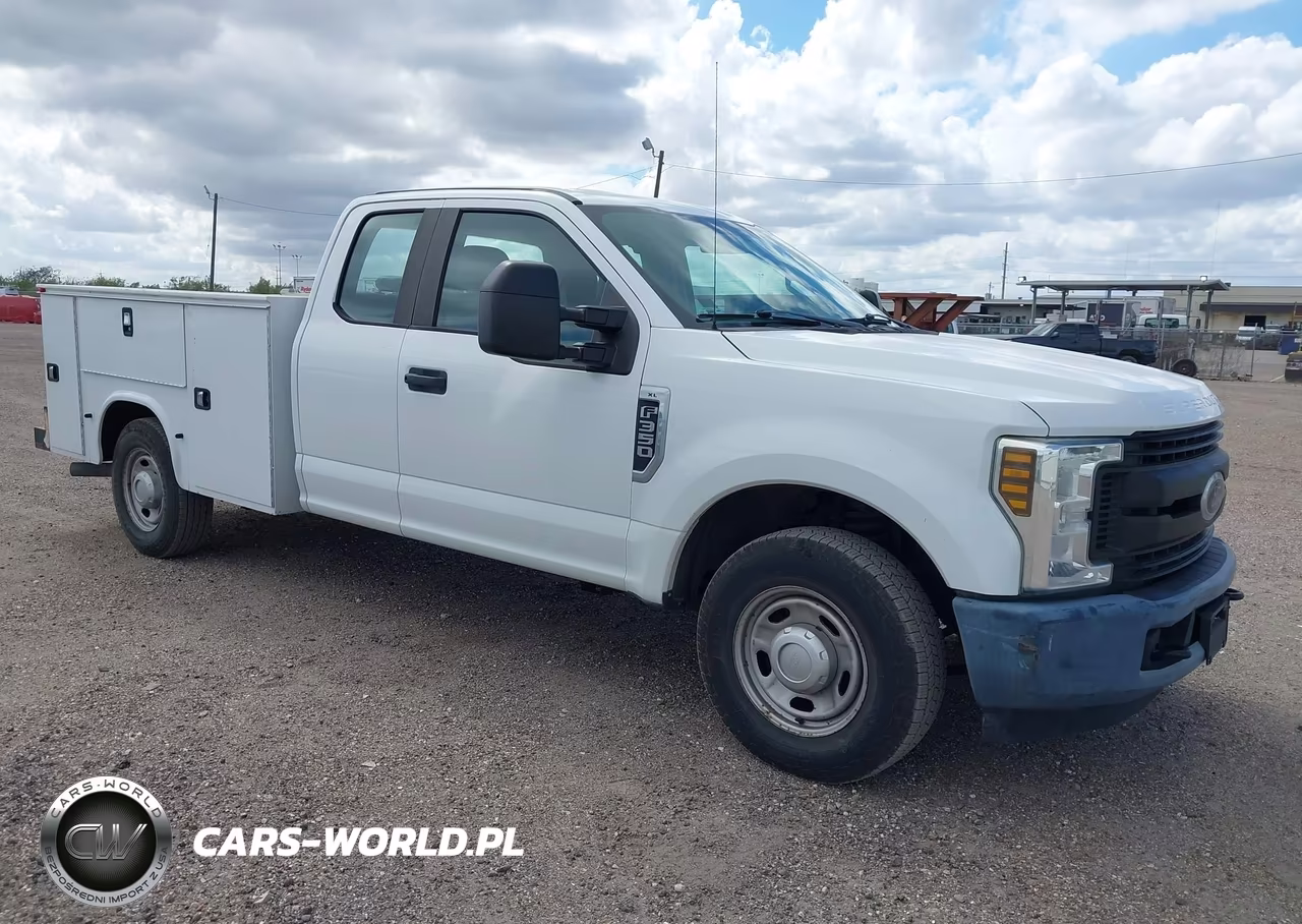 2018 Ford F-350 Xlt VIN:1FD8X3A63JEC69757 - 1