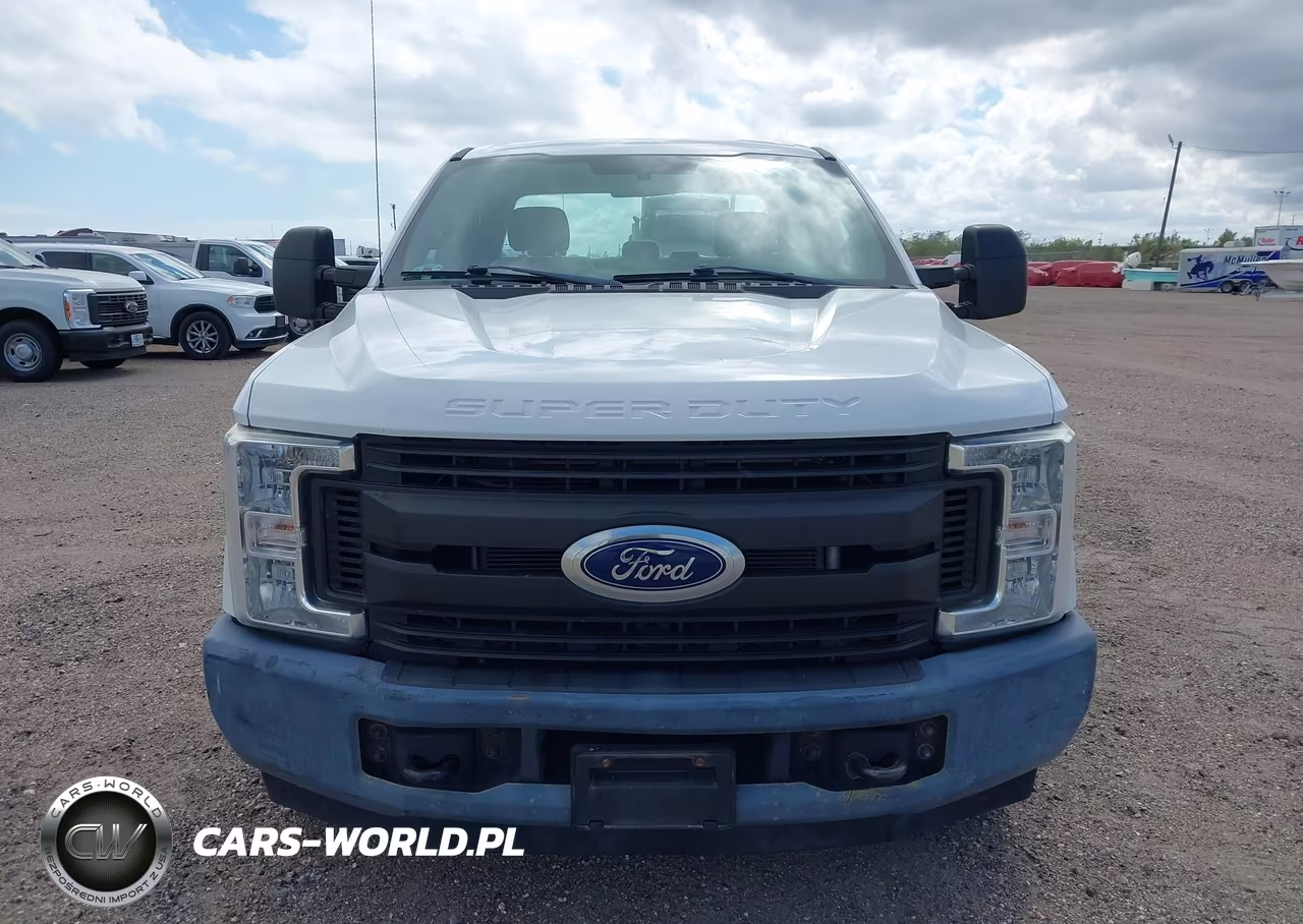 2018 Ford F-350 Xlt VIN:1FD8X3A63JEC69757 - 12