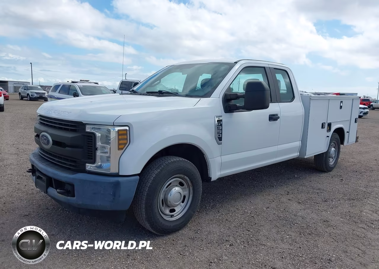 2018 Ford F-350 Xlt VIN:1FD8X3A63JEC69757 - 2