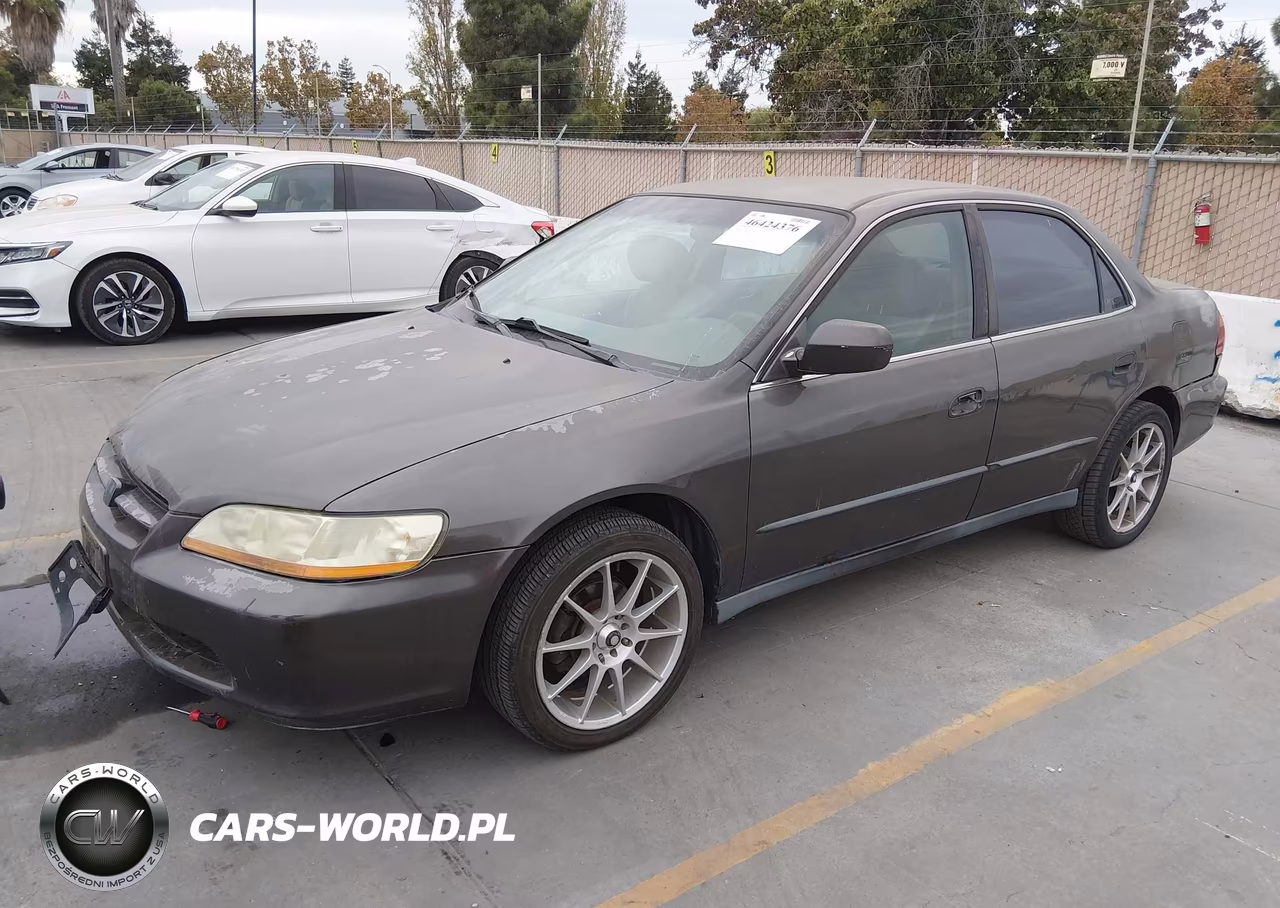 1999 Honda Accord Lx VIN:JHMCG6651XC008937 - 2