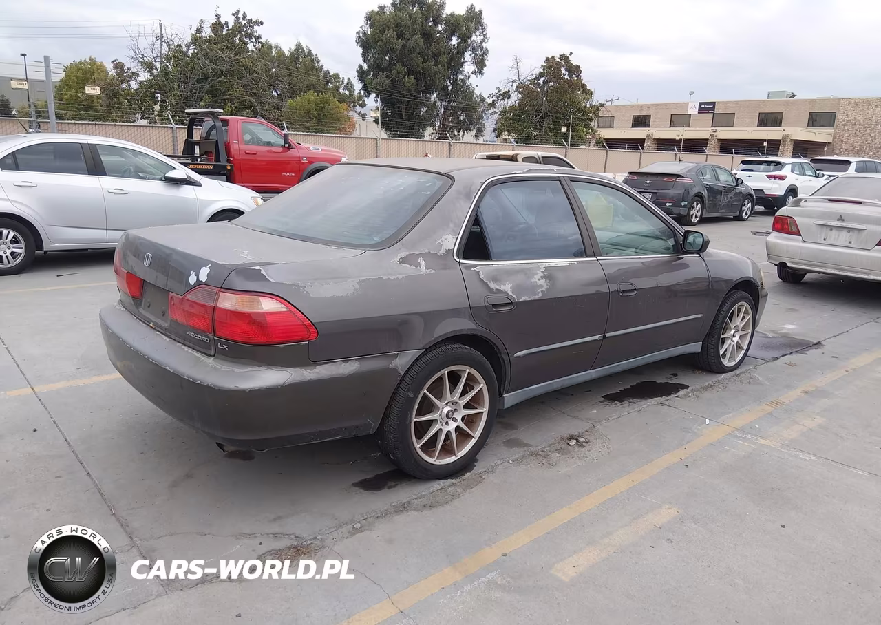 1999 Honda Accord Lx VIN:JHMCG6651XC008937 - 4