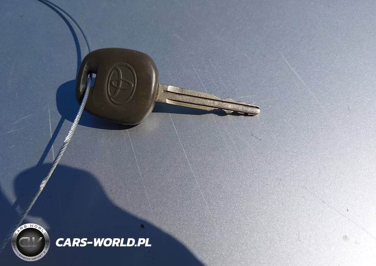 2010 Toyota Camry Le VIN:4T1BF3EKXAU101796 - 11