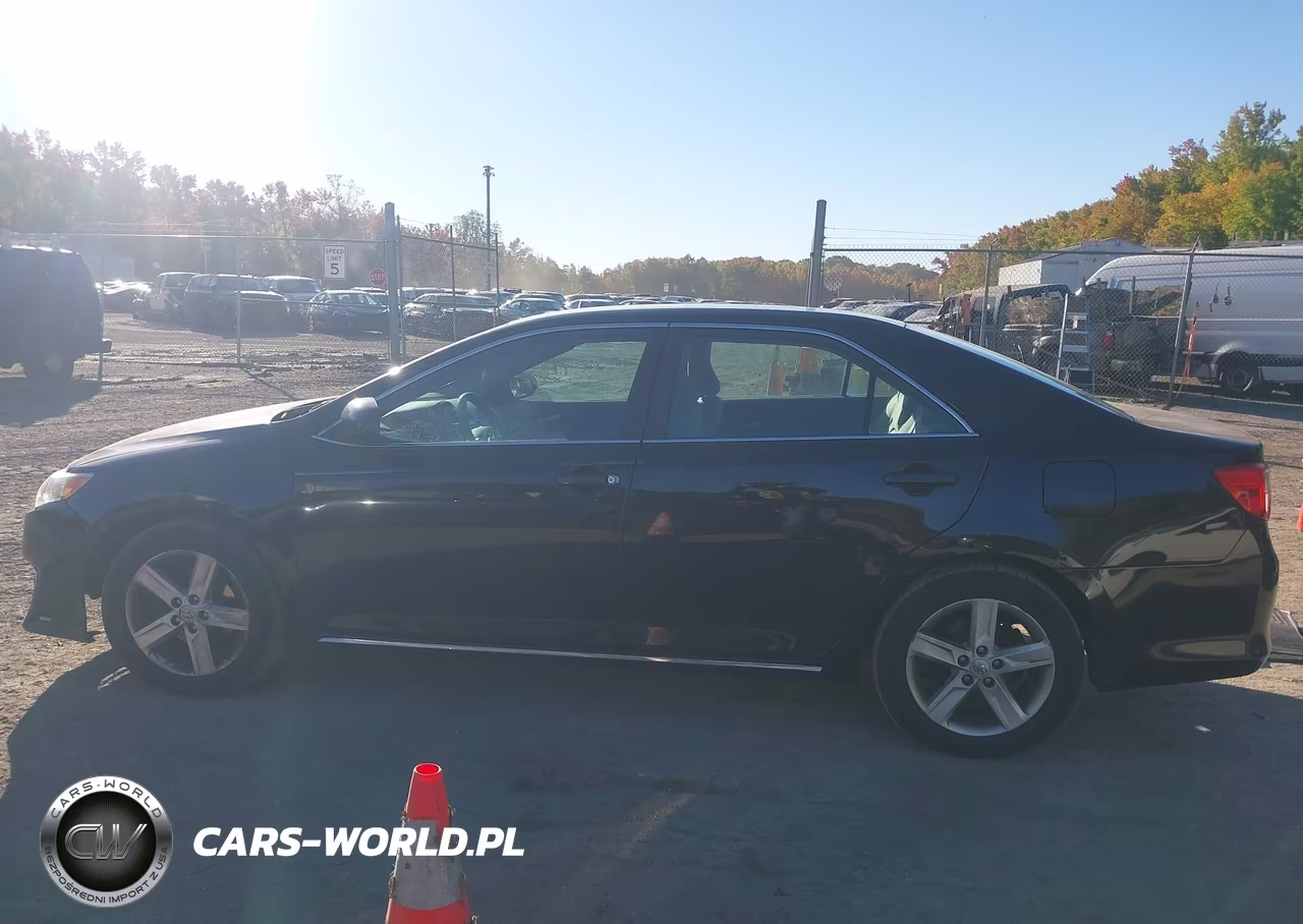 2013 Toyota Camry Le VIN:4T1BF1FK3DU710154 - 14