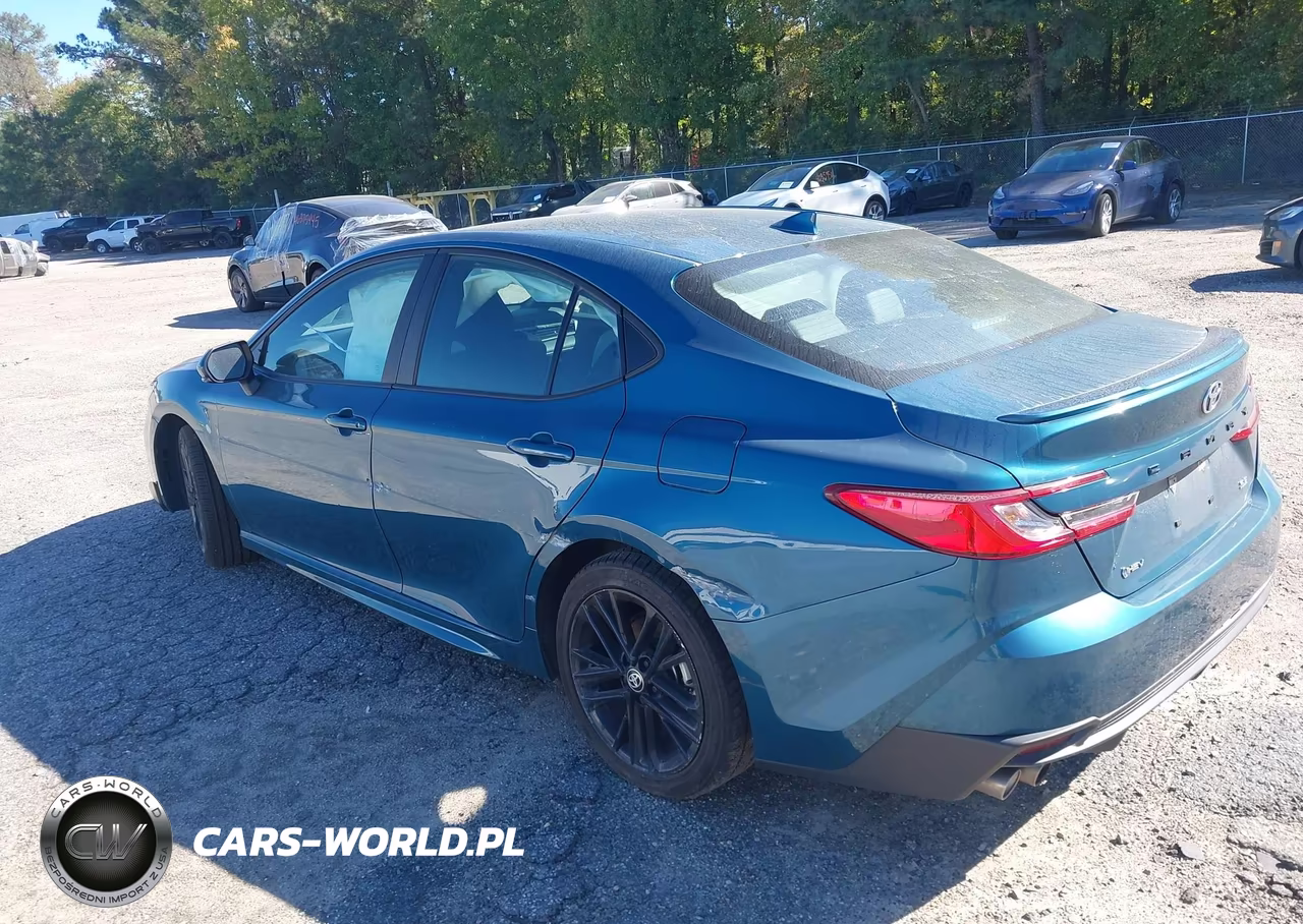 2025 Toyota Camry Se VIN:4T1DAACKXSU608911 - 3