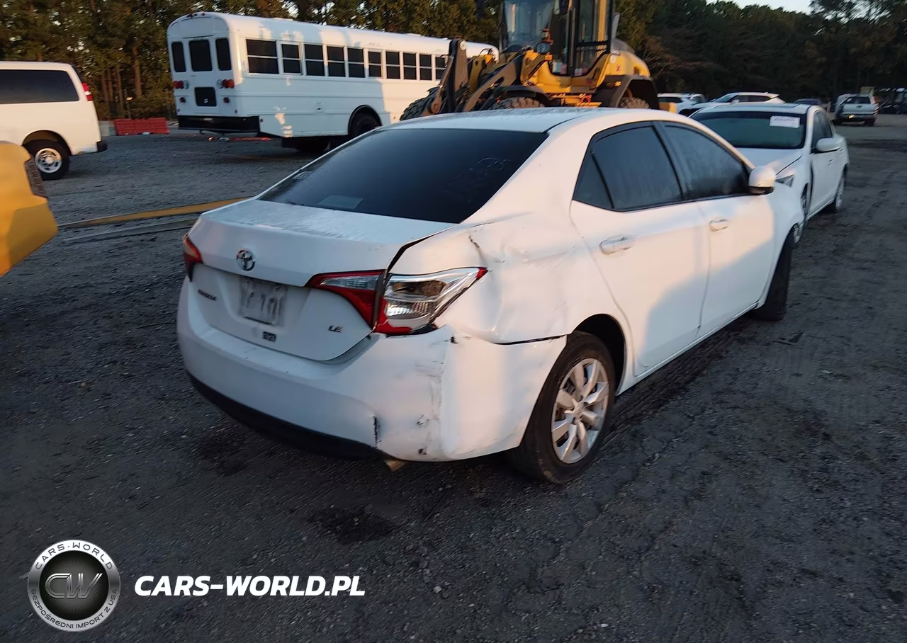 2016 Toyota Corolla Le VIN:5YFBURHE6GP531012 - 4