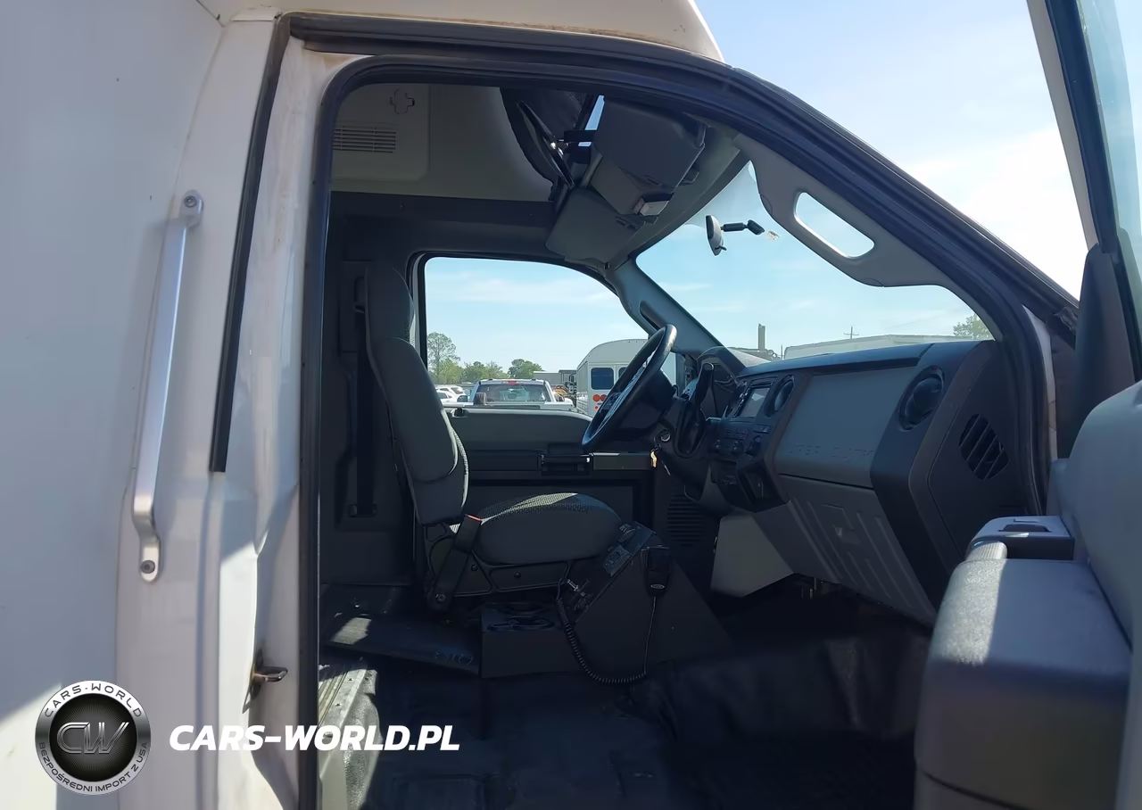 2017 Ford F-650 Diesel VIN:1FDXF6DC6HDB10765 - 5