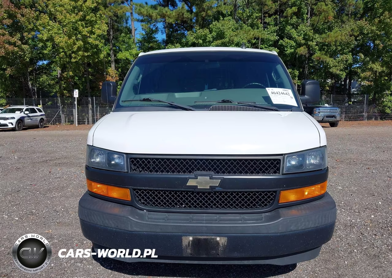 2018 Chevrolet Express 3500 Work Van VIN:1GCZGHFG6J1225525 - 6