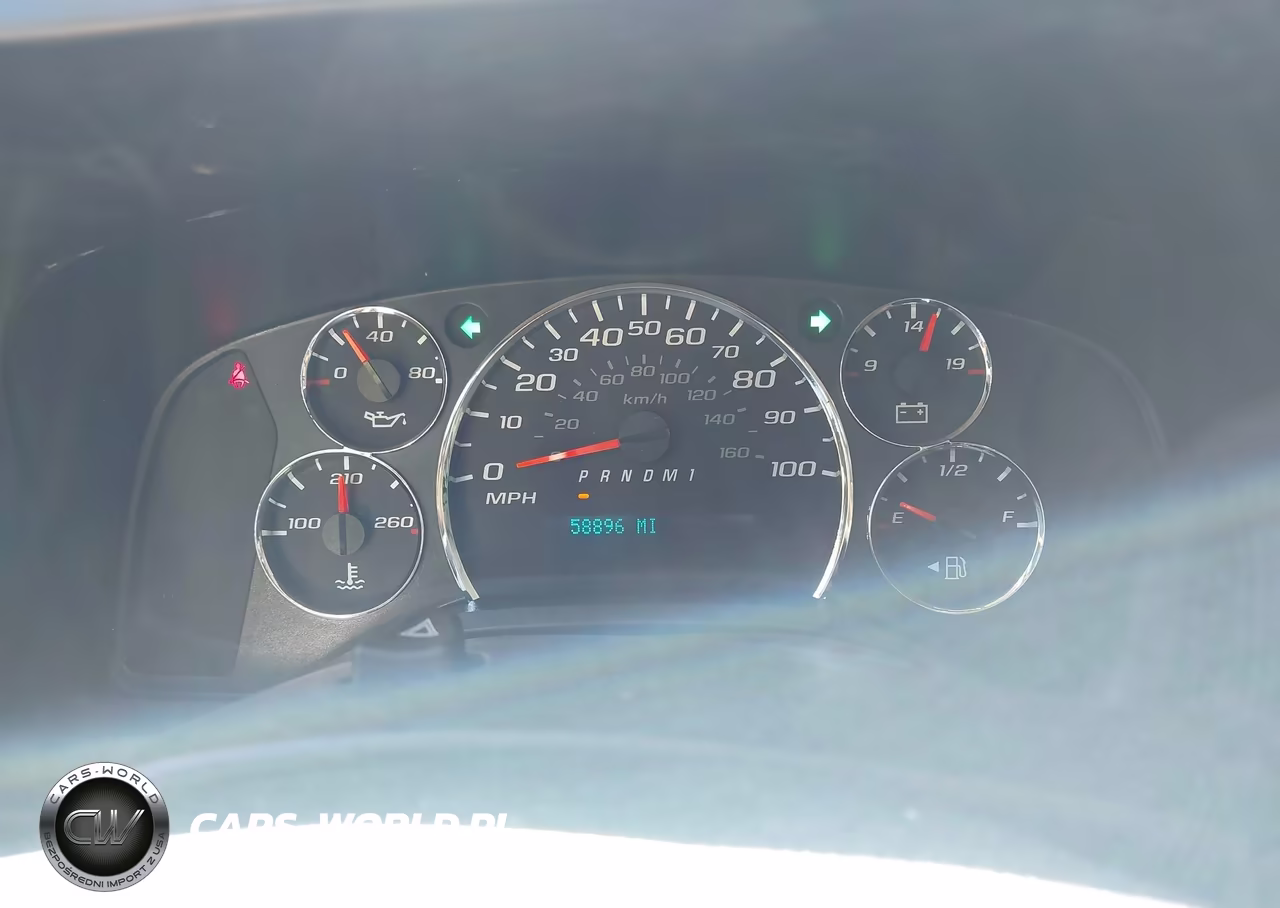 2018 Chevrolet Express 3500 Work Van VIN:1GCZGHFG6J1225525 - 7