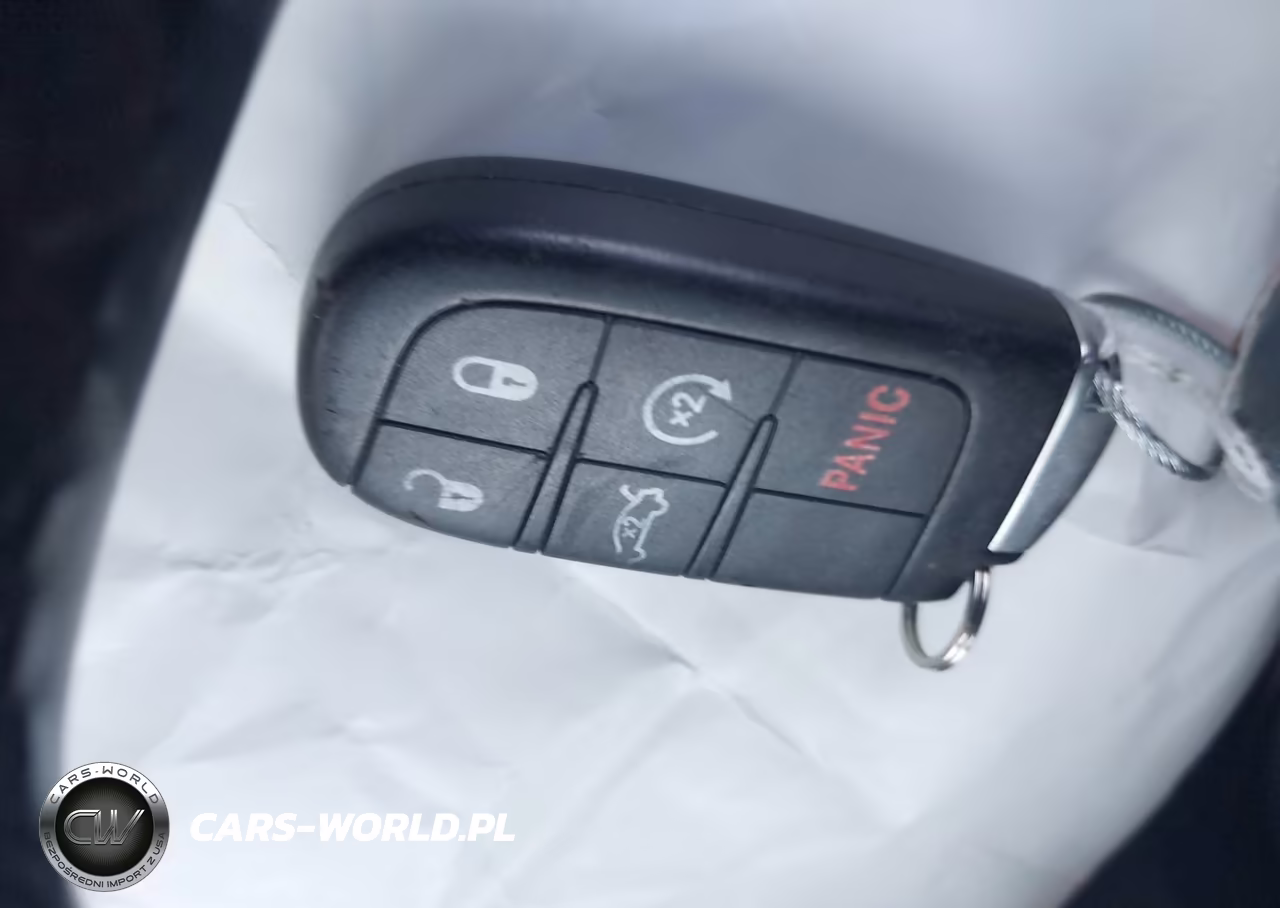 2015 Chrysler 200 S VIN:1C3CCCDG7FN711787 - 11