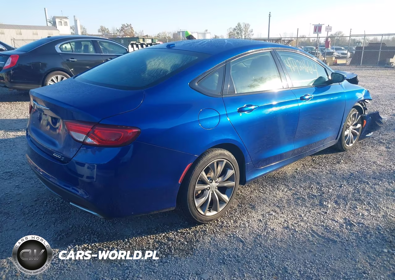 2015 Chrysler 200 S VIN:1C3CCCDG7FN711787 - 4