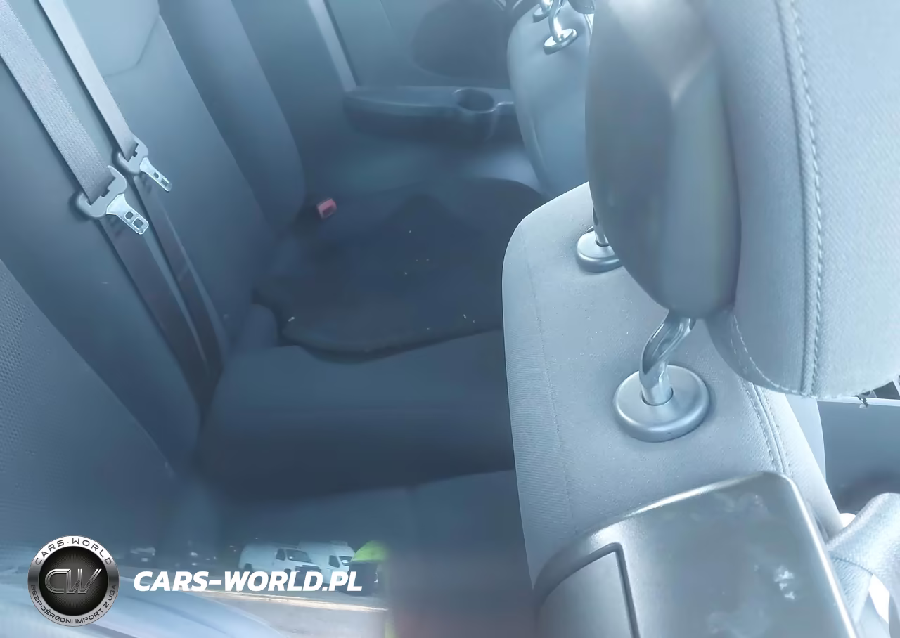2010 Chrysler Sebring Touring VIN:1C3BC5ED0AN165810 - 8