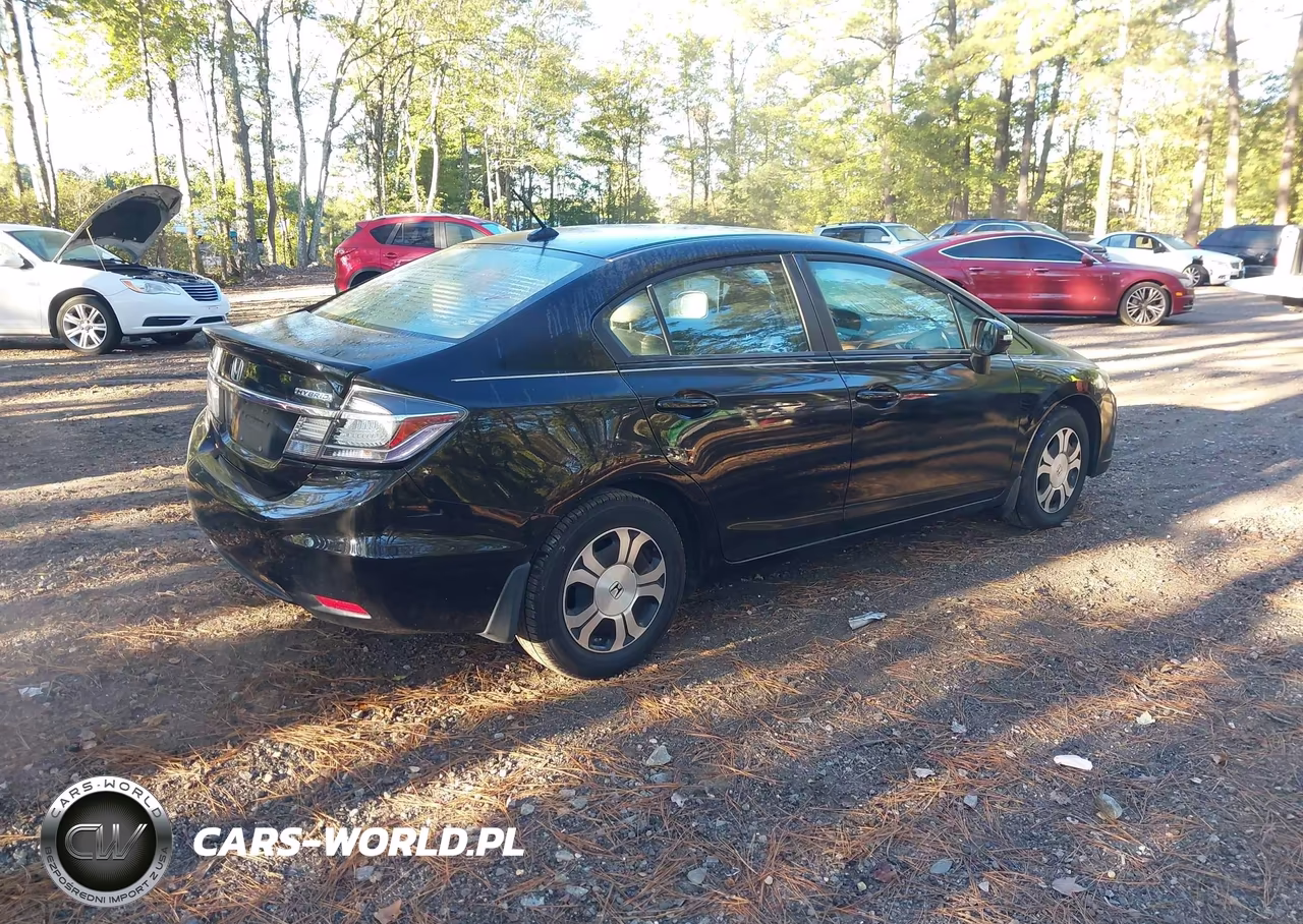 2013 Honda Civic Hybrid VIN:19XFB4F33DE002836 - 4